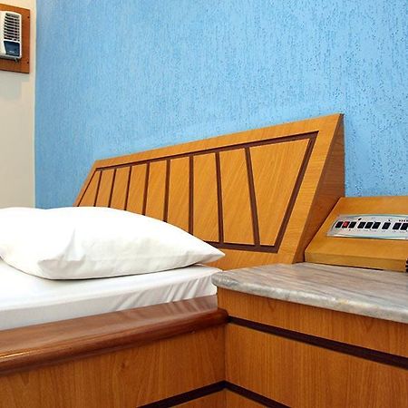 Motel Passport Guaratinguetá المظهر الخارجي الصورة