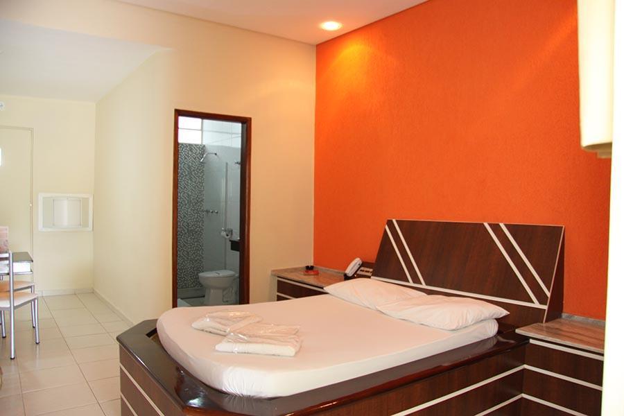 Motel Passport Guaratinguetá المظهر الخارجي الصورة